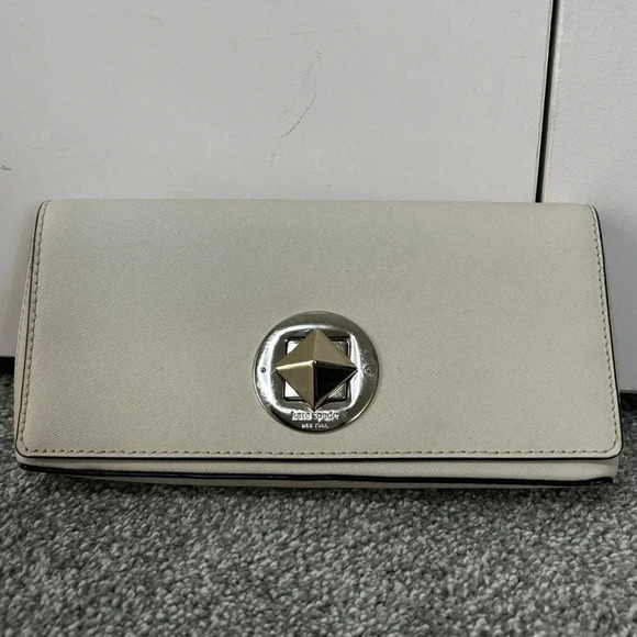 Kate Spade turn lock clutch - Picture 6 of 7